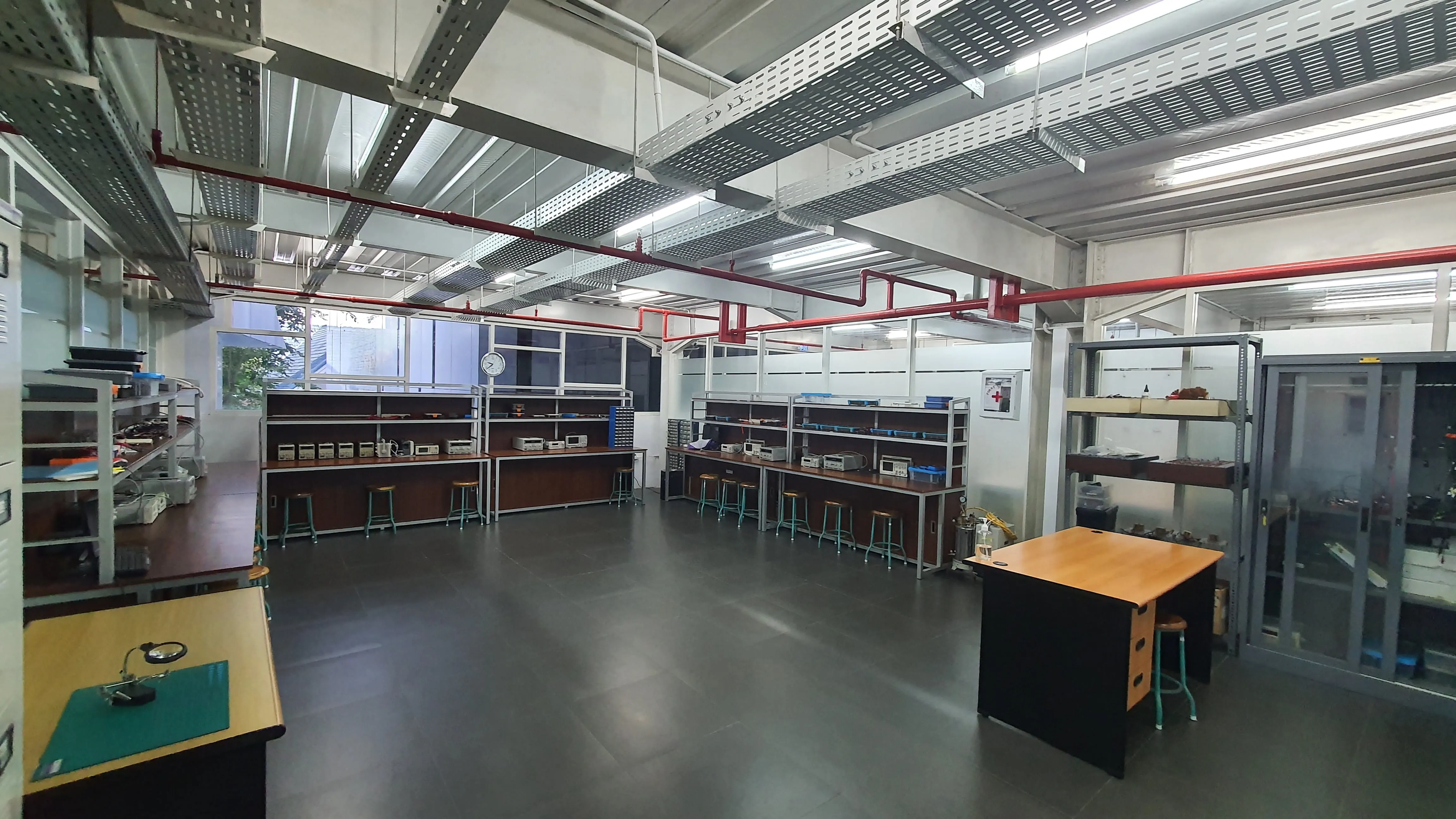 Laboratorium Dasar