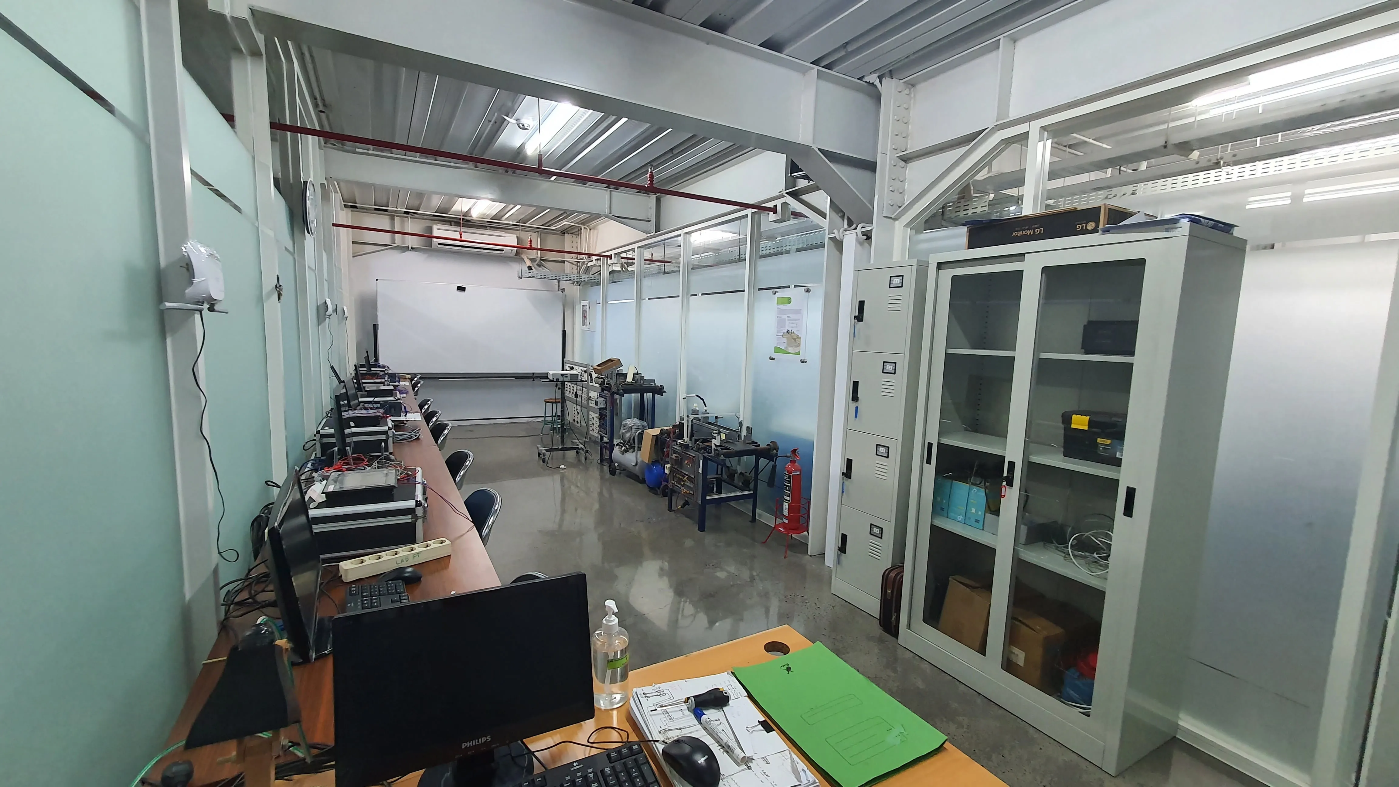 Laboratorium Instrumentasi dan Kendali
