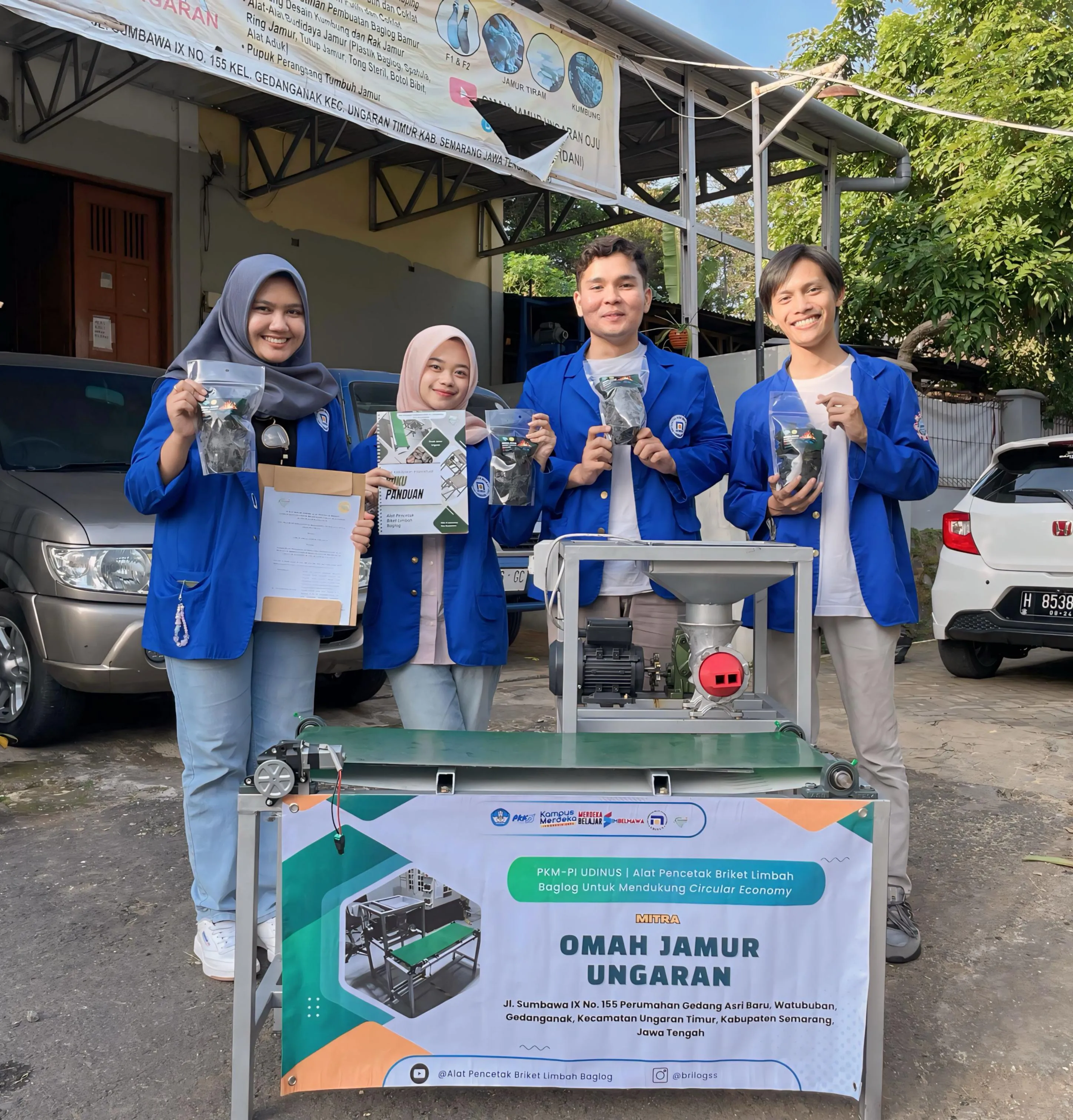 Mahasiswa Program Studi Teknik Industri Membantu UMKM Membuat Alat Pencetak Bricket Untuk Mendukung Circular Economy