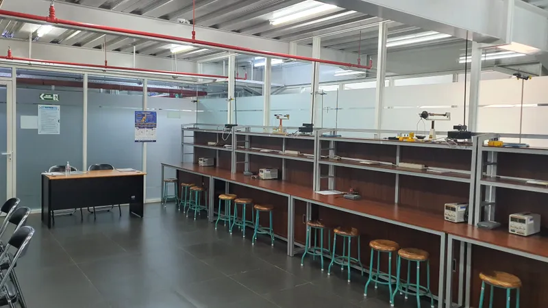 Laboratorium Fisika